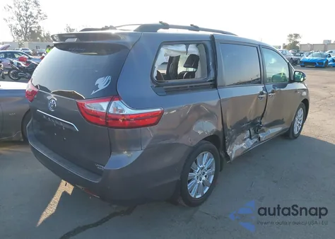 2017 Toyota Sienna Limited 7 Passenger z USA, uszkodzony, nr VIN 5TDDZ3DC8HS159144